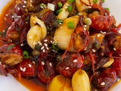-捌贰虾蟹·江湖菜馆(江汉路店)