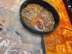 -老牌坊云南鱼豆花火锅(哈西万达店)