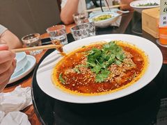 -川流不息·地道川菜·小龙虾(新松江路店)