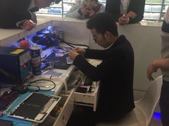 -爱畅享华为苹果手机维修服务(虹口龙之梦店)