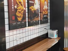 用餐区-1973继光香香鸡(大东方百货店)