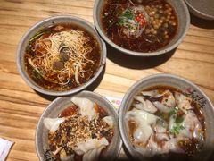 牛肉面-默记孙抄手(园艺山店)