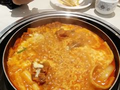 -三清洞摩西韩式年糕火锅(威高广场店)