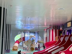 -涨巢·潮玩水疗局