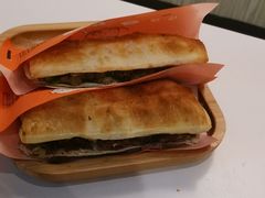 精品驴肉火烧-驴公驴婆(曹杨店)