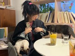 -有何Book(六堰体育馆店)