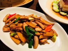 青蒜口蘑炒冬笋-湖滨28中餐厅·西湖宴·杭州君悦酒店