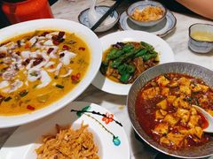 -周渝食惦·酸菜鱼精致川菜(横岗店)