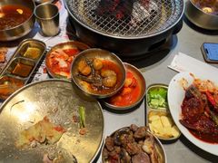 -草家酱蟹炭火烤肉店(珲春南路一店)