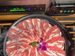 -老牌坊云南鱼豆花火锅(哈西万达店)