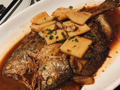 年糕焖黄鱼-大牌大·传统杭帮菜(湖滨店)