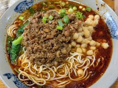 -丁丁猫重庆小面(徐州路店)
