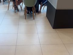 -奈雪的茶(优特汇店)