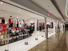 -优衣库(广州天河领展广场店)