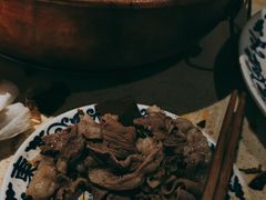 -东镇老火锅(长春路首店)