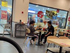 用餐区-永和大王(梅家浜店)