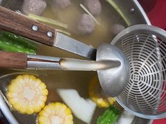 -潮汕·草根牛肉档(上海荟聚城市集市店)