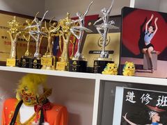 -墨舞舞蹈(顾村公园店)