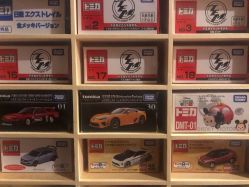 -玩具反斗城(正大广场店)