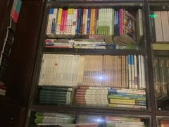 -钟书阁(松江泰晤士小镇店)