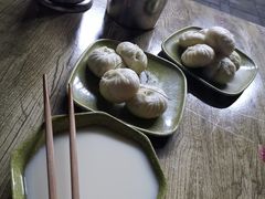 -舒小笼松针小笼包