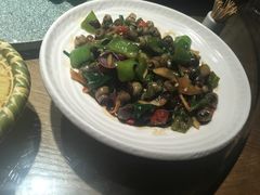 -梁家大院•农家菜(昆山会展中心店)