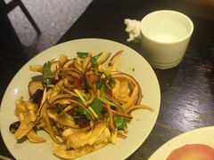 -丫头记(新村店二部)