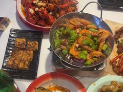 -老街烧烤大排档·地道湖北菜·龙虾馆(汉口火车站店)