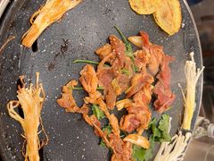 -燚店·铁板鱼蛙·烤肉·烤串(北新桥店)