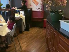 -八府香鸭·啫啫煲(华山路店)