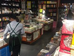 -西西弗书店&矢量咖啡(万象城店)