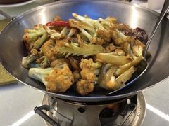 -蔼若春.传承三十年云南菜(金碧公园店)