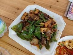 -香猪美食(中心店)