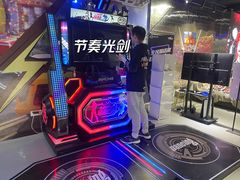 -VR+乐园·VR电竞·家庭亲子·密室逃脱·轰趴团建