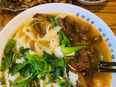 -每碗面馆(新鸿安大厦店)