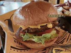 -UMAMI乌玛米披萨·汉堡·清真Halal(红岭北店)