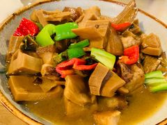 方肉炖竹笋-炊烟·山房菜