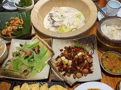 -滇香肴·云南菜蒸汽石锅鱼(云南北路店)