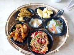 -啰啰冰屋(景洪总店)