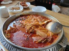 -喇喇排骨火锅·传统韩式脊骨汤(望京西园总店)