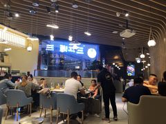 大堂-三江源活鱼现烤(维多利摩尔城店)