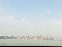 -鱼珠码头(轮渡站)