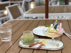 -Mark&Mars Restaurant