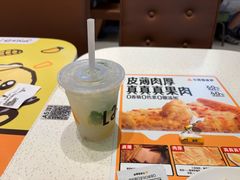 -乐凯撒披萨(汇港购物中心店)