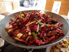 火红辣子鸡-外婆家(杭州马塍店·杭帮菜名店)