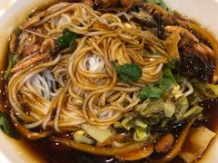 -泰龙城小吃街