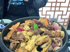 -撒拉人家.酸菜牦牛肉火锅