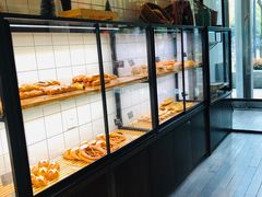 面包甜点陈列柜-81bakery(关山路店)