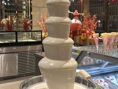 -广州万富希尔顿酒店·感趣自助餐厅·金秋蟹宴生蚝海鲜刺身