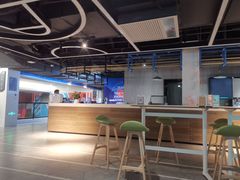 -莱茵体育生活馆